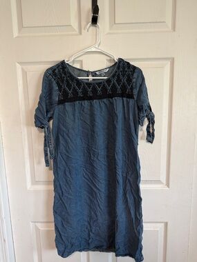 DownEast Blue Shift Dress with Black Crochet Yoke